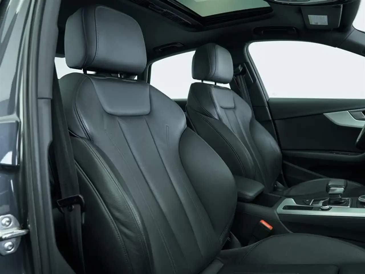 Audi A4 photo Audi A4