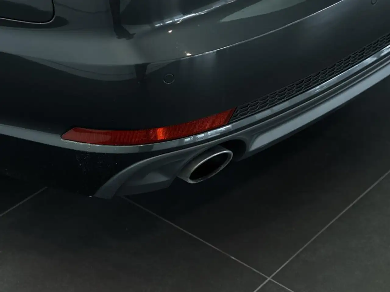 Audi A4 photo Audi A4