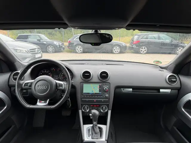 Audi A3 Cabriolet view 15