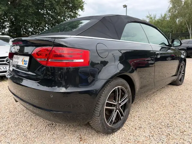 Audi A3 Cabriolet view 4