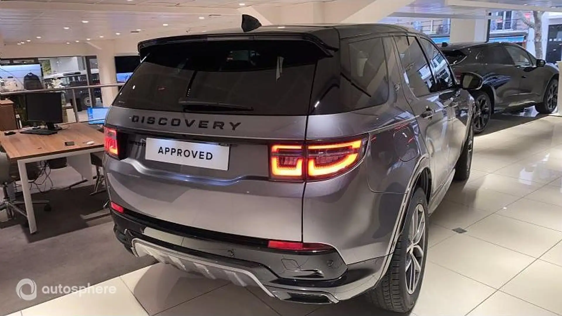 Land Rover Discovery Sport P270e PHEV 269ch Dynamic SE 8cv - 2