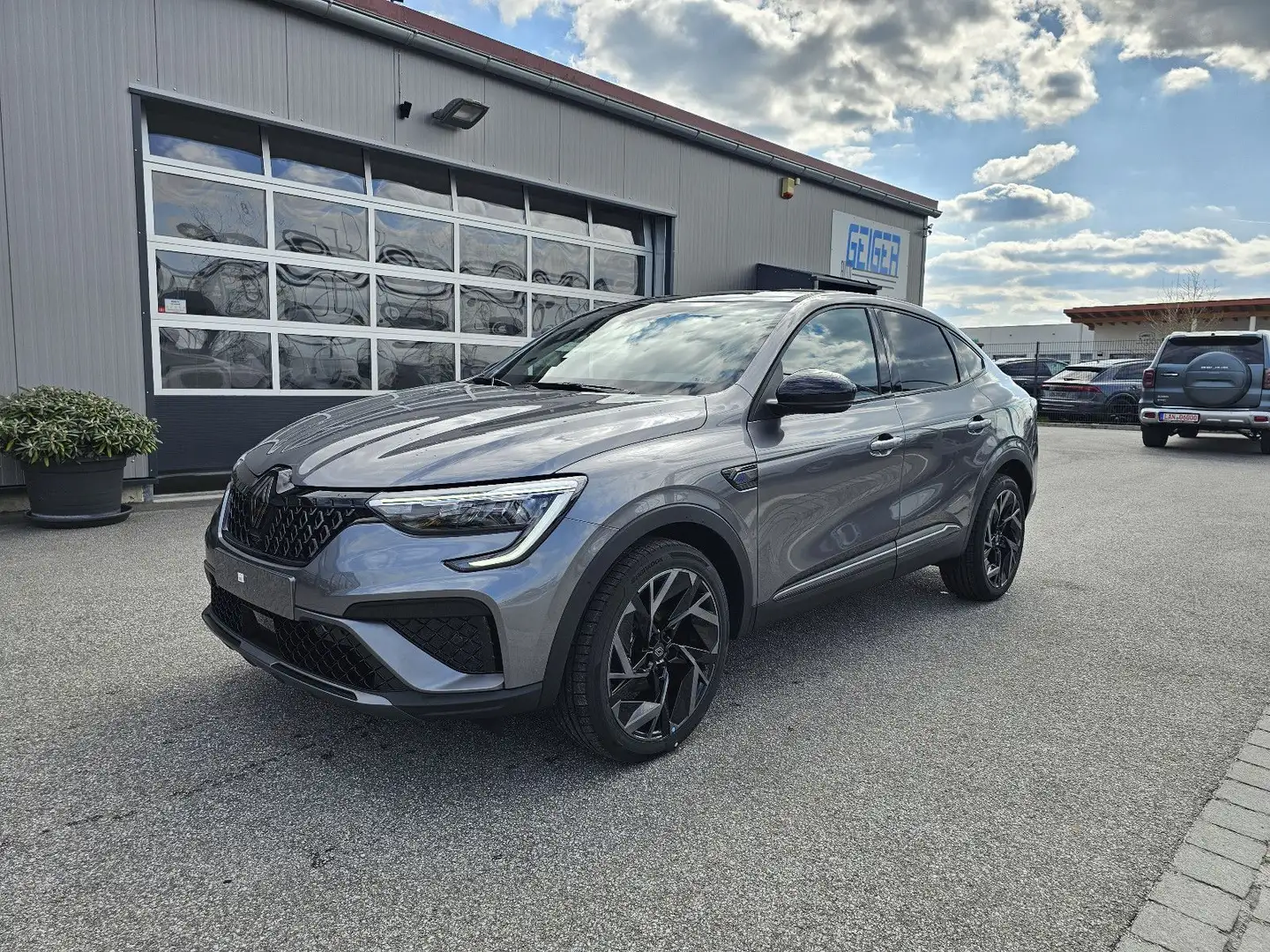 Renault Arkana 160 EDC Mild-Hybrid-Esprit Alpine*AHK* Gris - 1