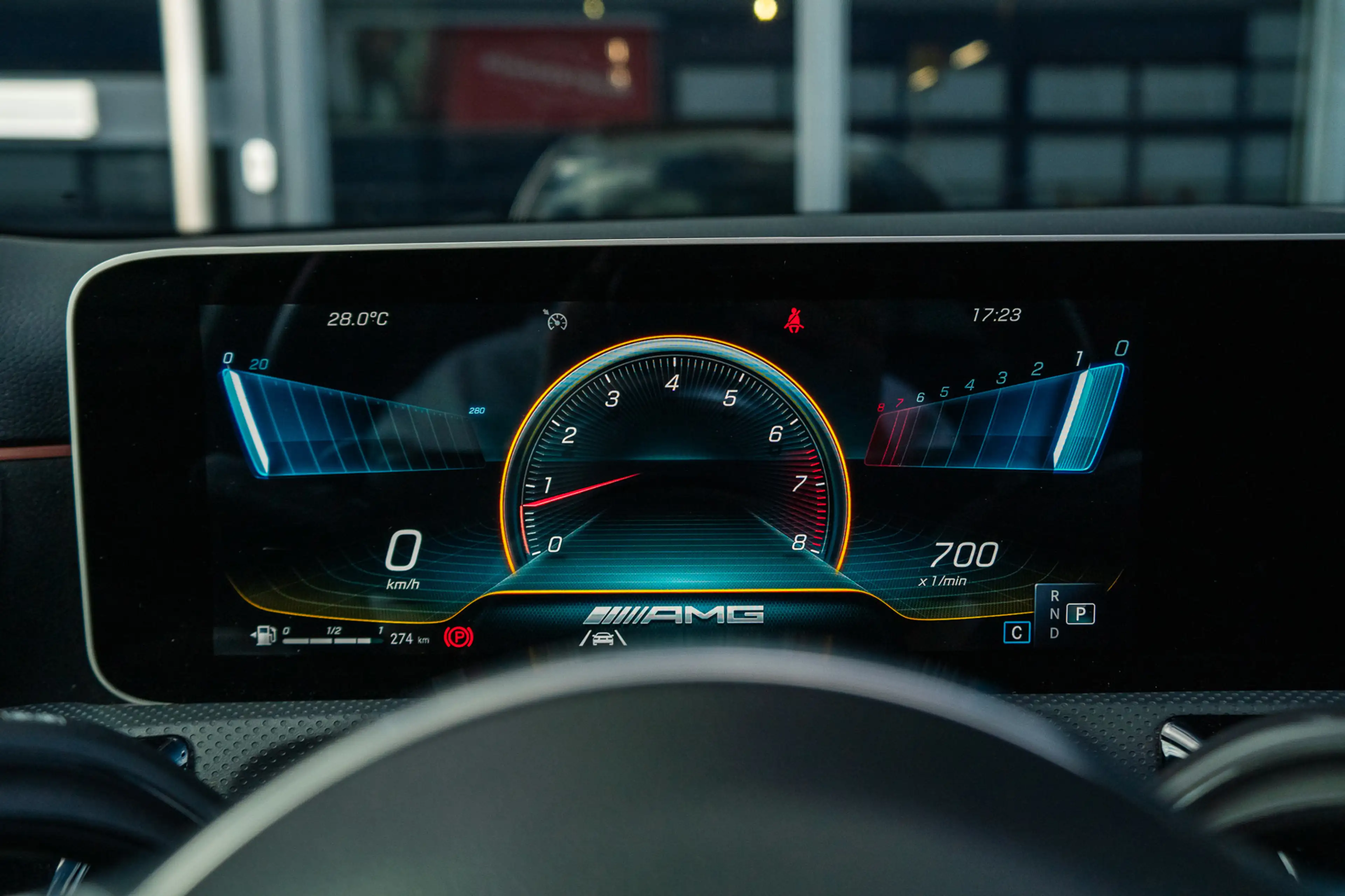 Mercedes-Benz A 35 AMG 4MATIC Advantage — photo 14