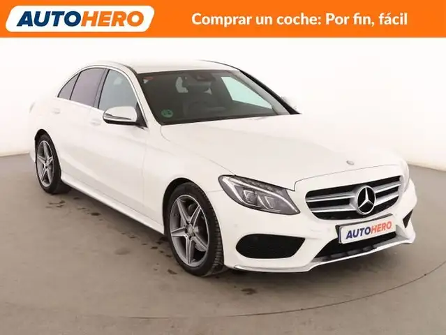 Mercedes-Benz 220 view 8