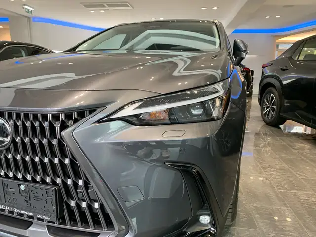 Lexus NX 350h NX 2,5l, 244 PS, CVT Executive Line Ansicht 3