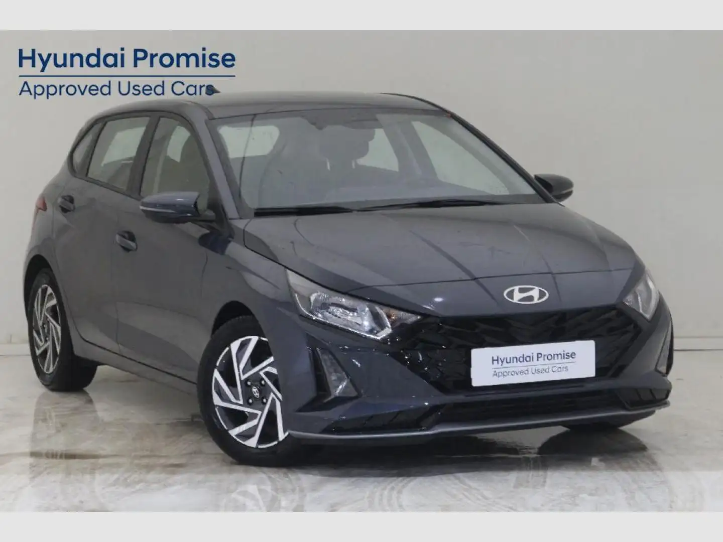 Hyundai i20 1.0 TGDI Klass 100 Gris - 2