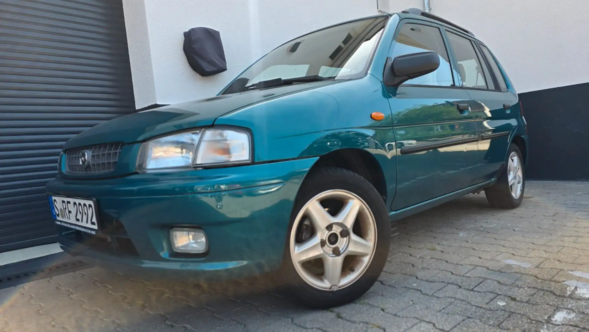 Mazda Demio KLIMA+TÜV+GARANTIE+50.000KM ORIG. Grün - 2
