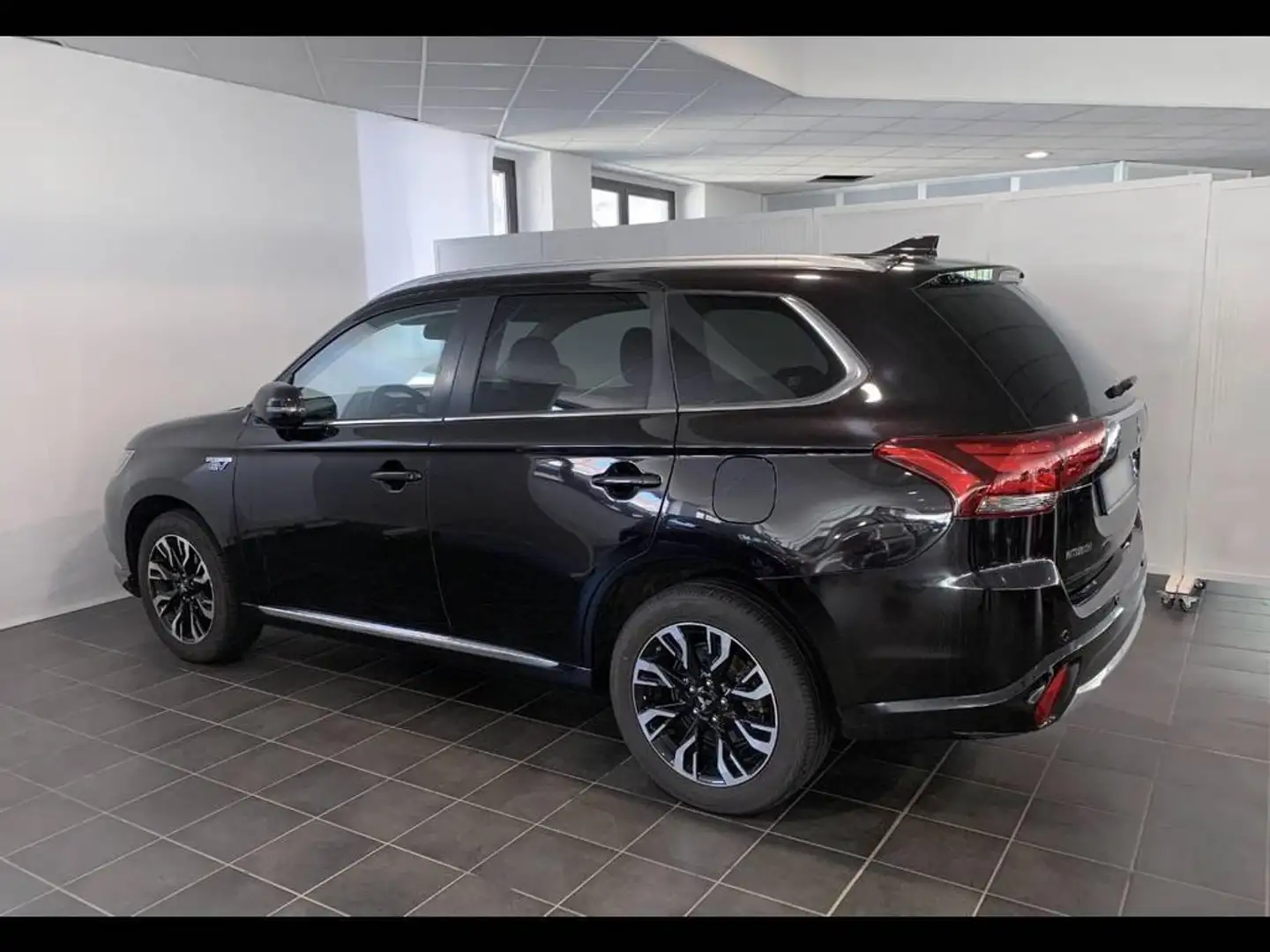 Mitsubishi Outlander phev 2.0 Instyle 4wd Nero - 2
