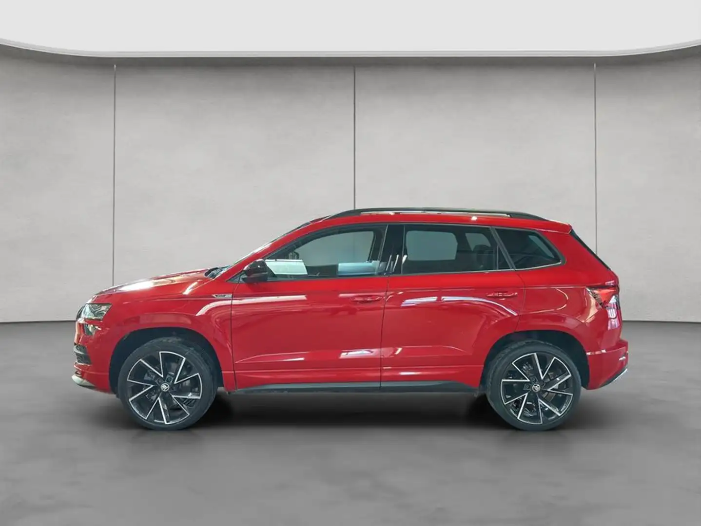 Skoda Karoq 1.5 TSI DSG Sportline Pano Rosso - 2