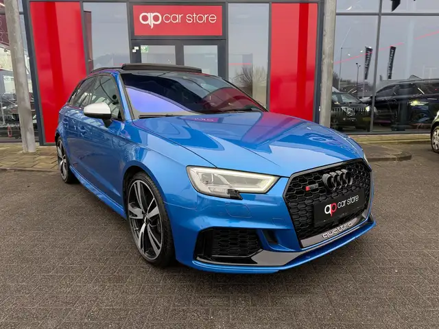 Audi A3 view 3