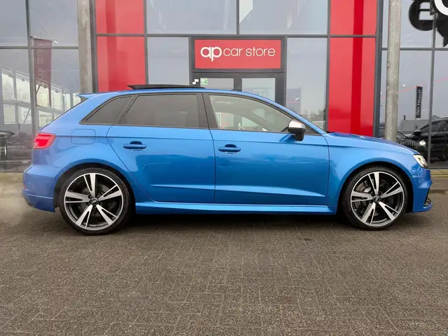 Audi A3 view 5