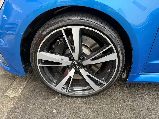 Audi A3 view 11