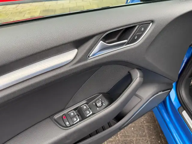 Audi A3 view 22