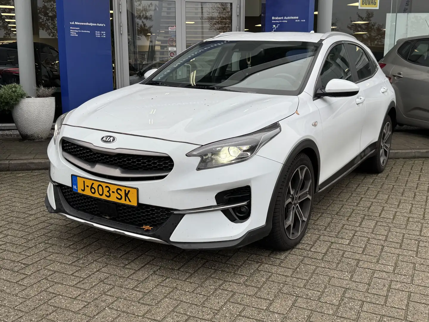 Kia XCeed 1.4 T-GDi DynamicLine Automaat AppleCarplay Androi Blanc - 2