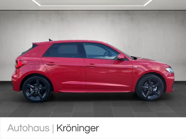 Audi A1 view 4