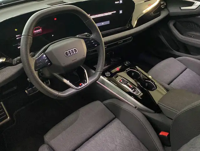 Audi A5 view 3