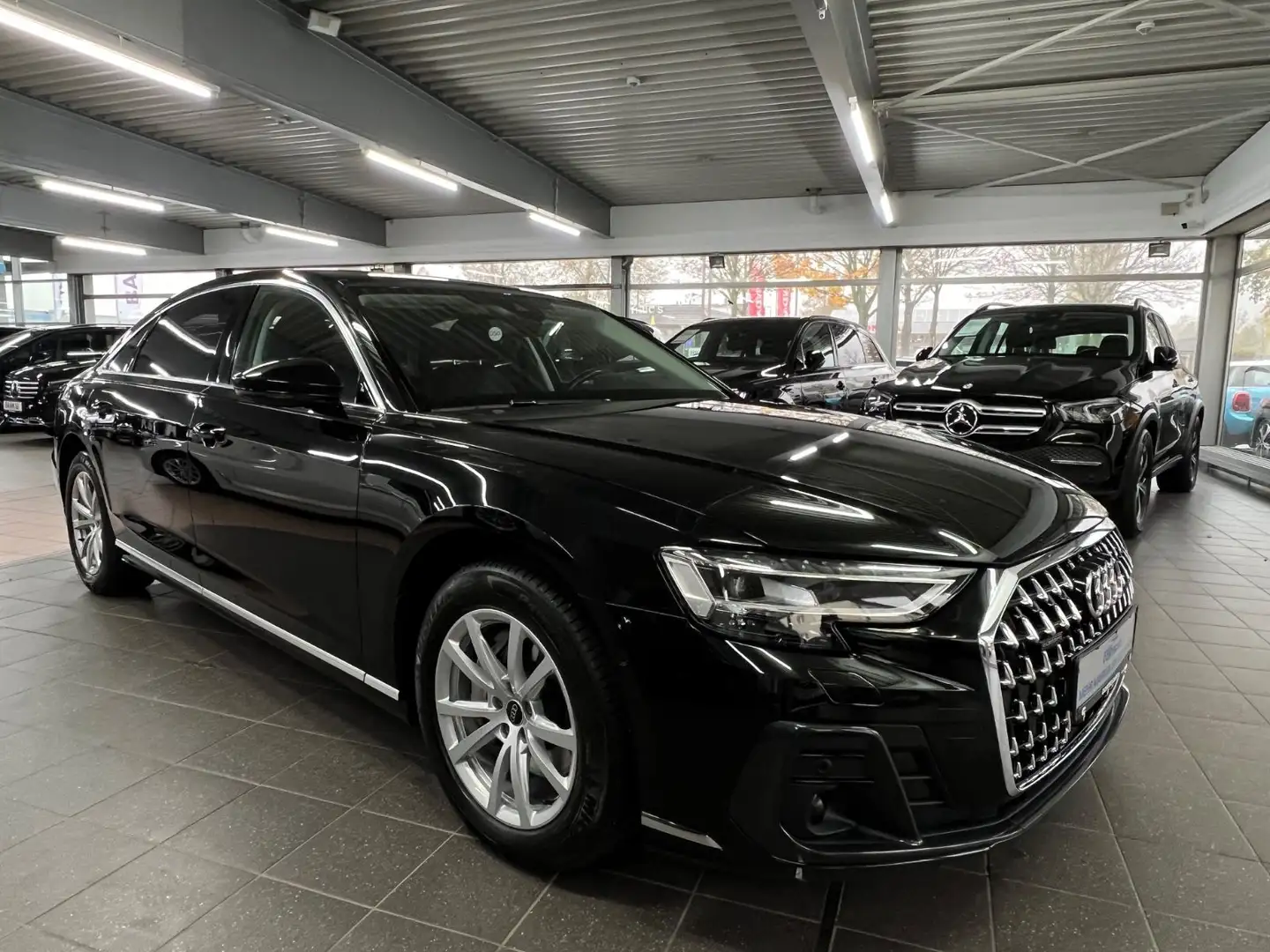 Audi A8 50 TDI L Lang quattro Assistenz-Paket plus Noir - 2