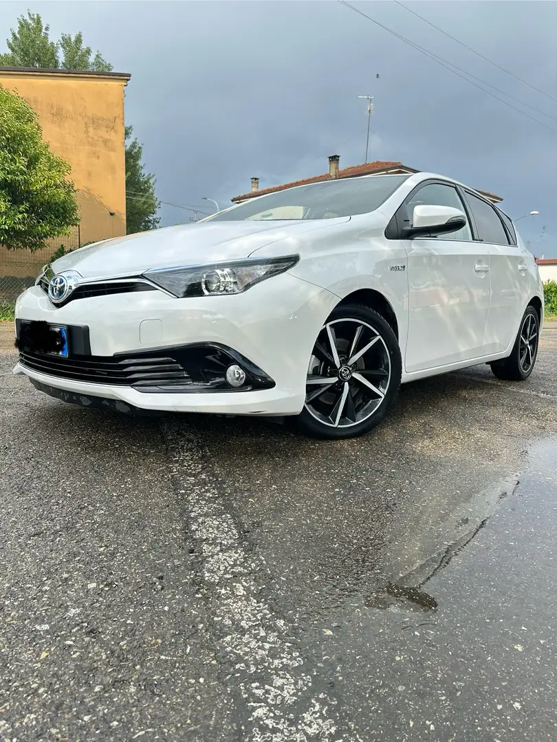 Toyota Auris 1.8 Hybrid style - 2