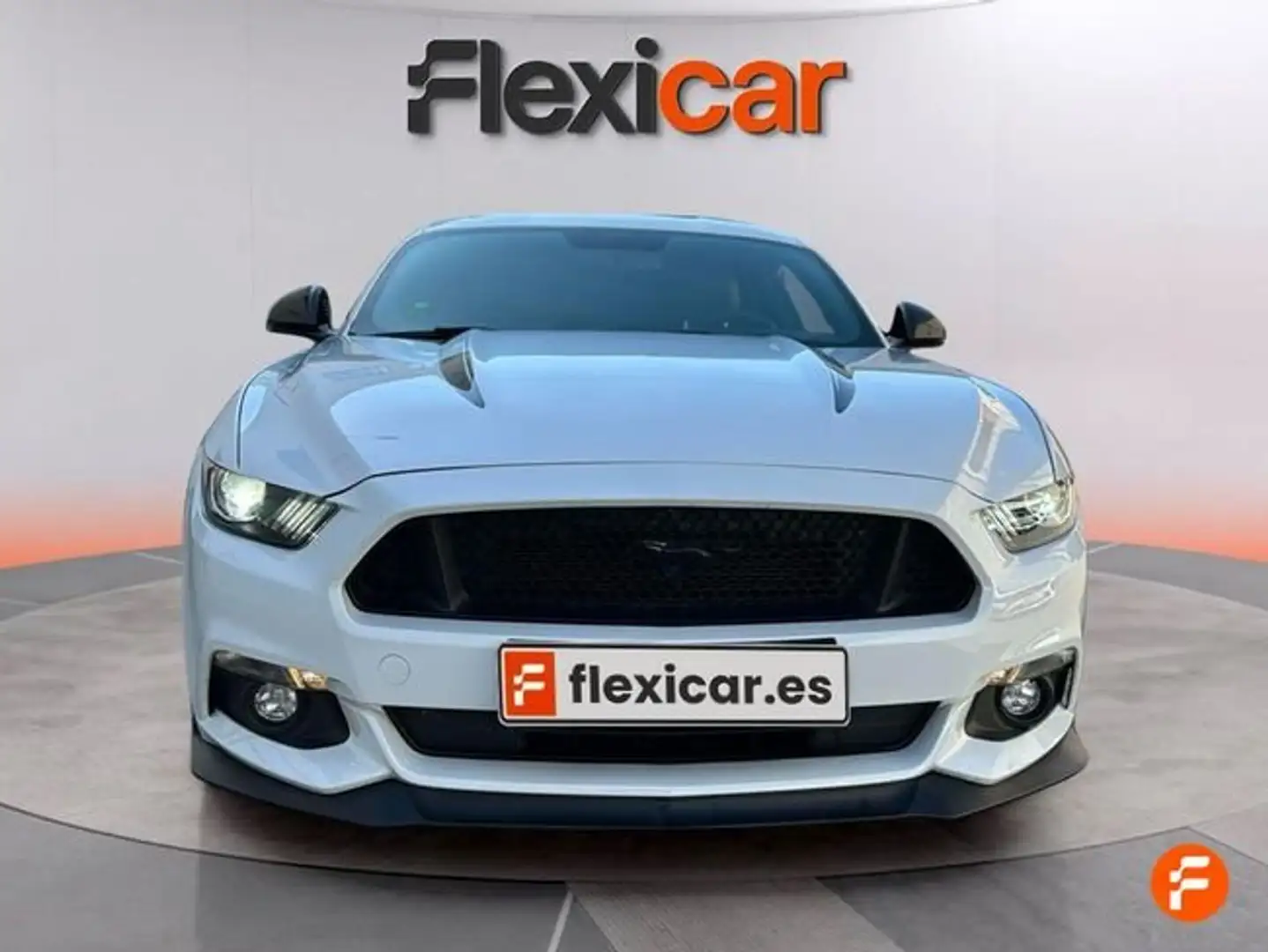 Ford Mustang 5.0+Ti-VCT+V8+307kW++GT+A.%28Fast.%29 Blanco - 2