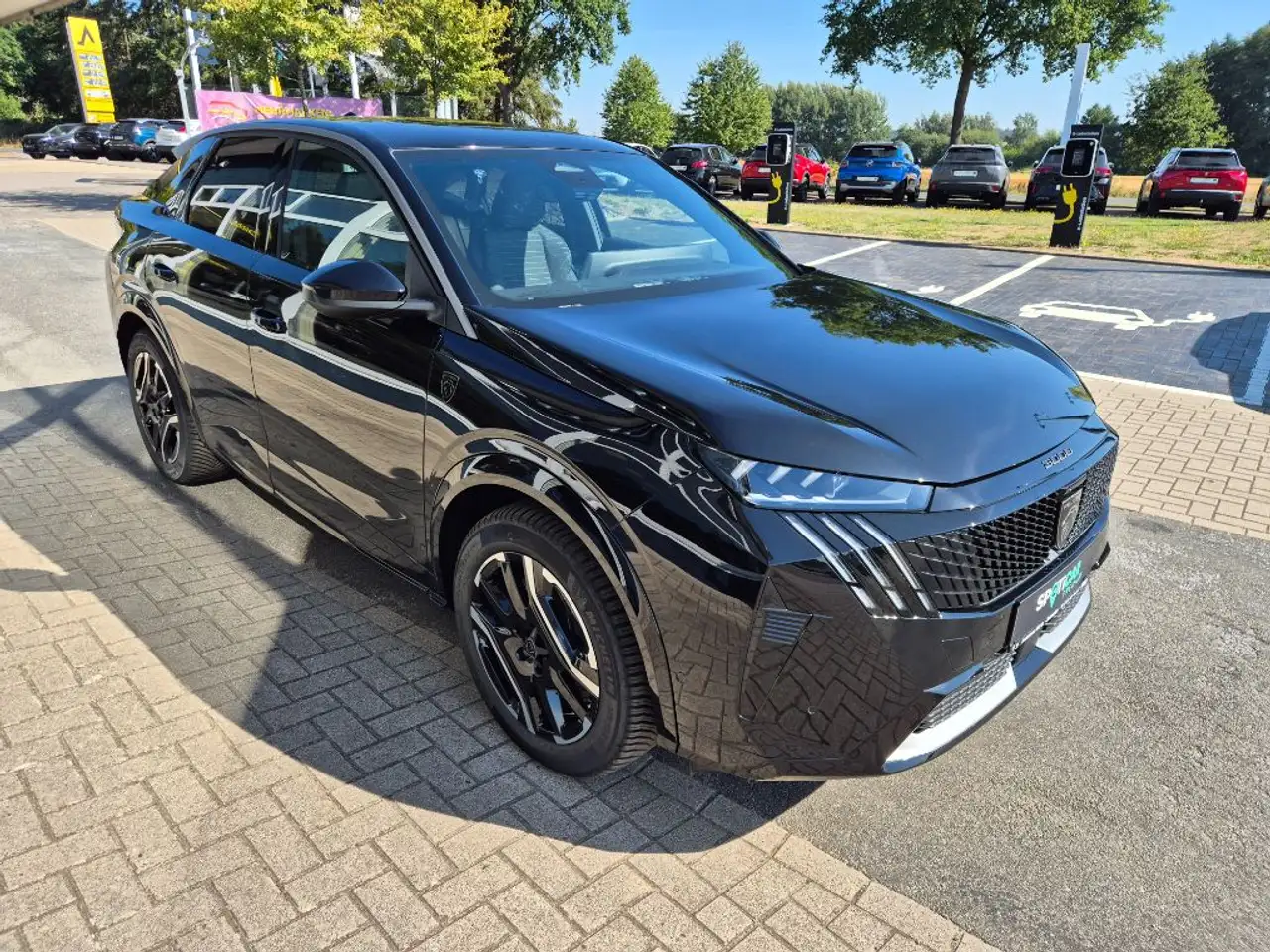 Peugeot 3008 GT Elektro 230 Long Range PANORAMA+360°CAM, миниатюра 3