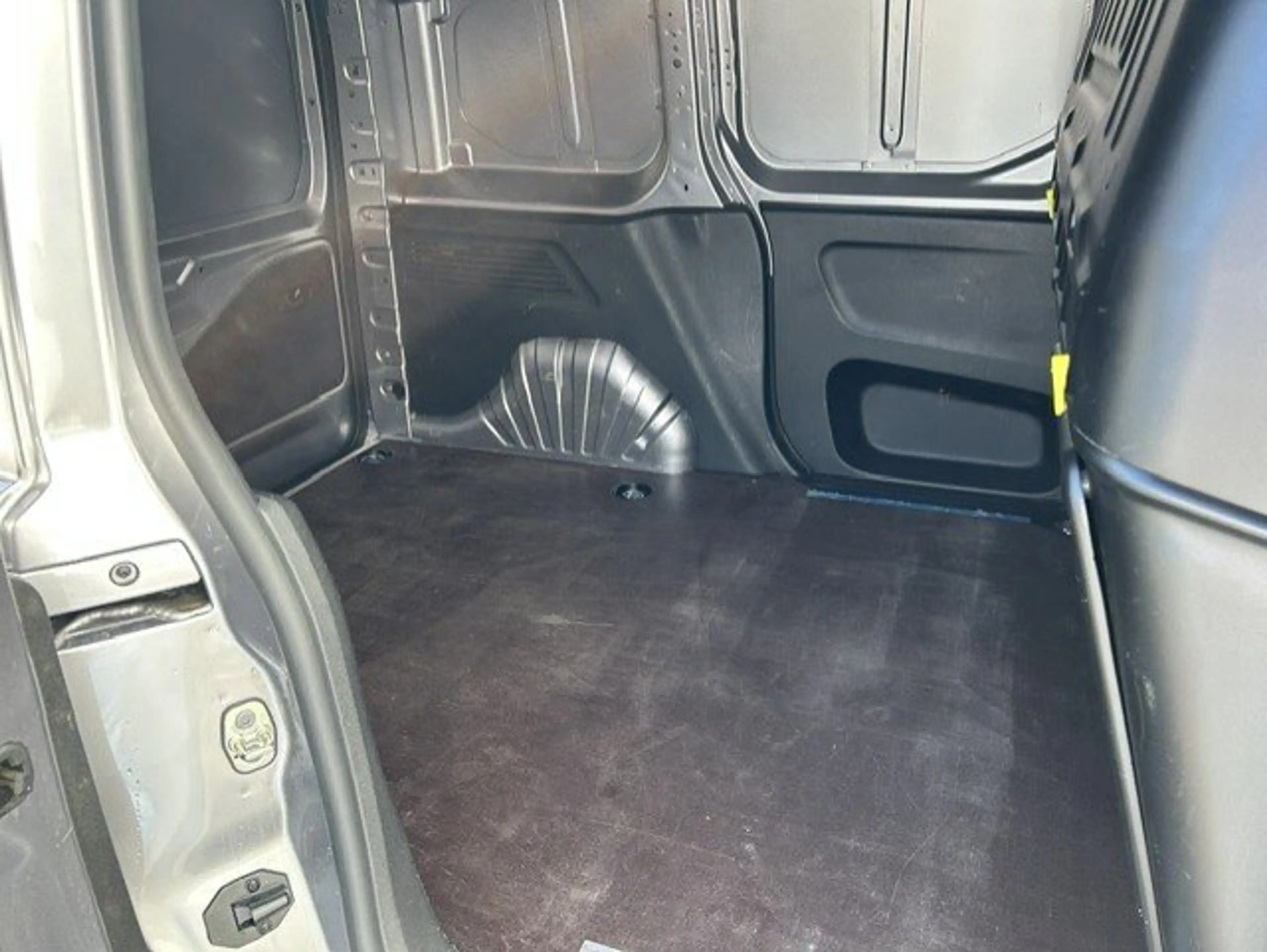 Peugeot Partner 1.5 BlueHDI 100Pk — photo 10