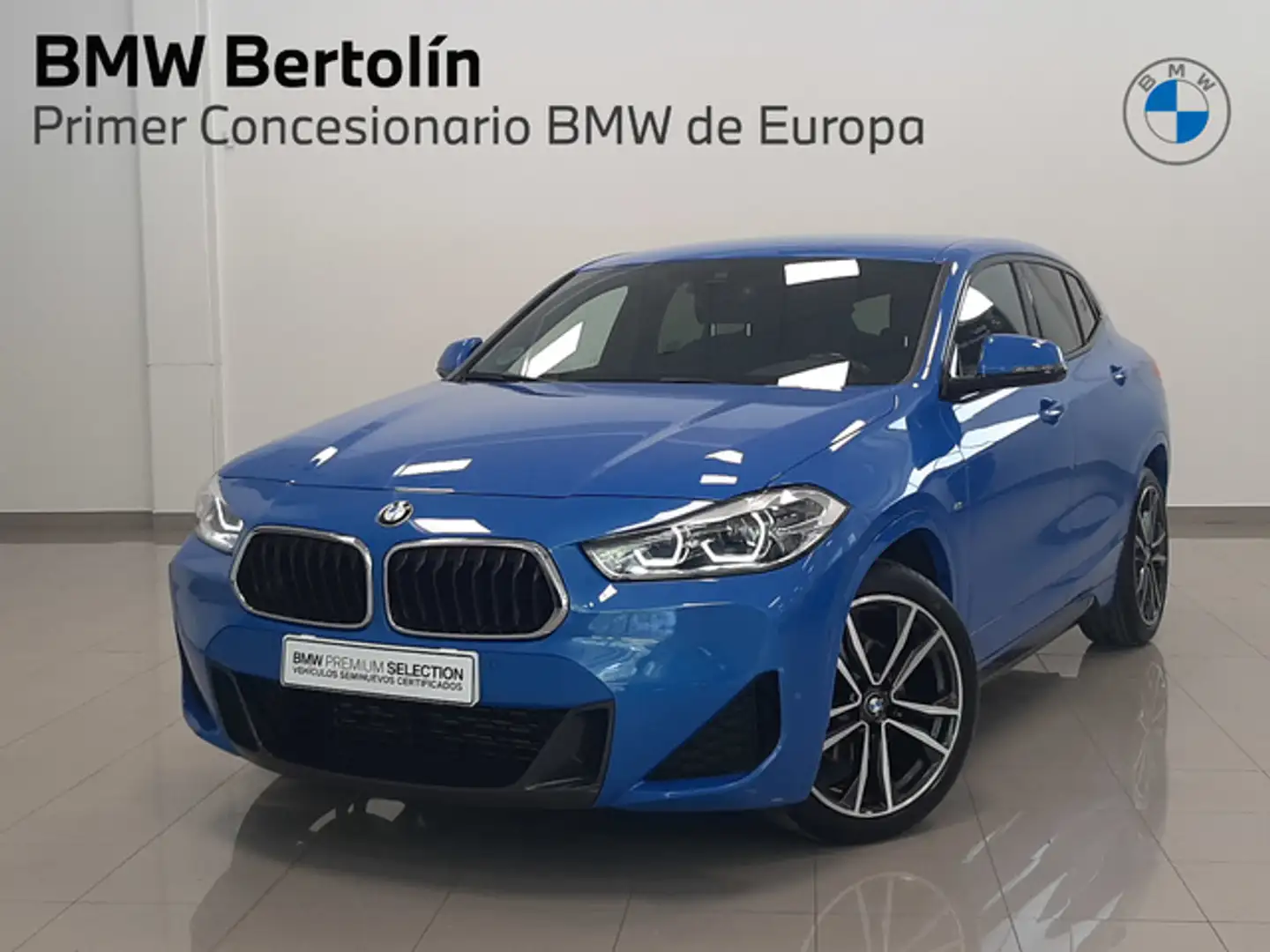 BMW X2 sDrive 18dA Blauw - 1
