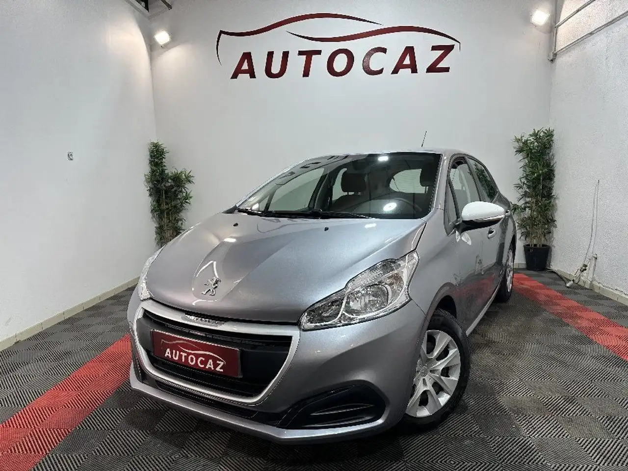 Peugeot 208 ESS 68ch BVM5 Like +50000KMS