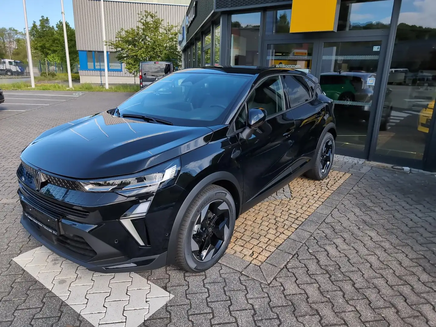 Renault Captur Techno Eco-G 100 GJR Navi Winterpaket Schwarz - 1