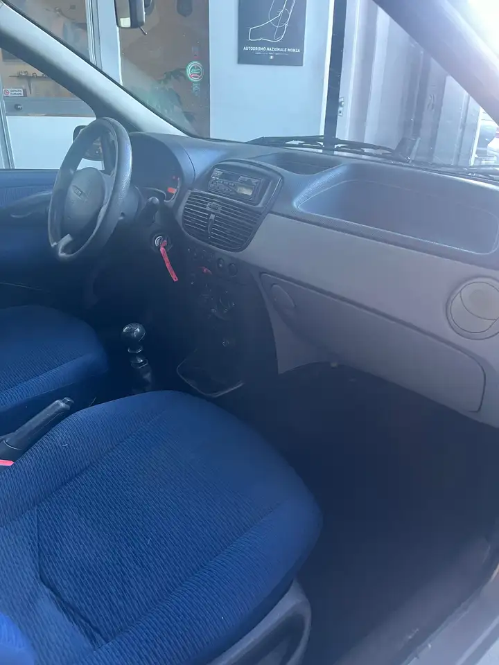 Fiat Punto 5p 1.2 ELX, foto 12