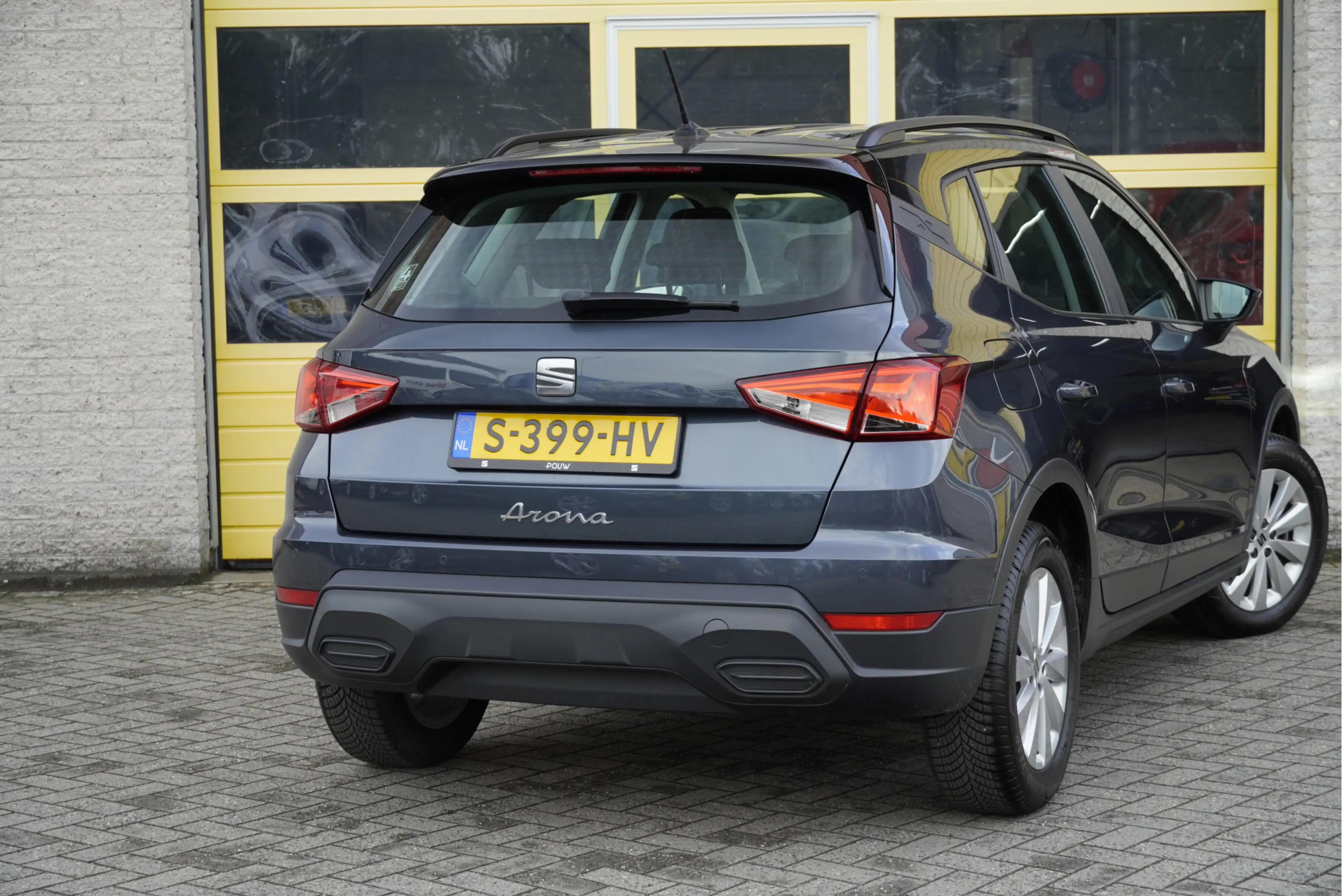 SEAT Arona 1.0 TSI Style BJ2023 Lmv 16" | Led V+A | Pdc | App — photo 7