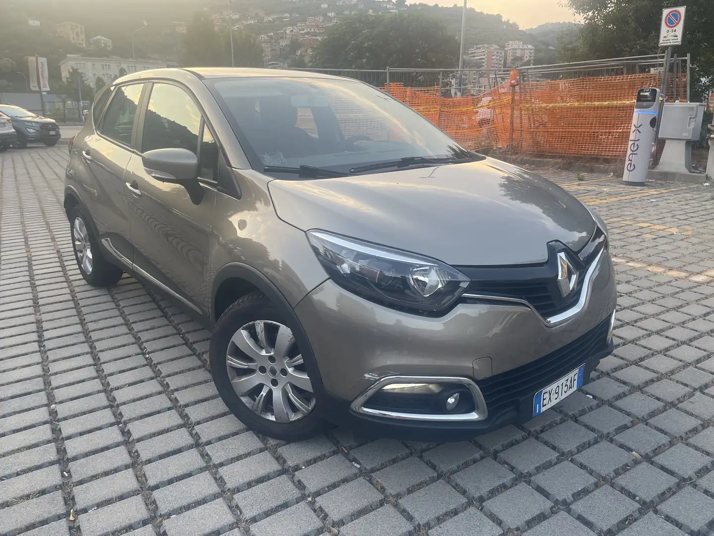 Renault Captur 1.5 dci energy R-Link s&s 90cv - 1