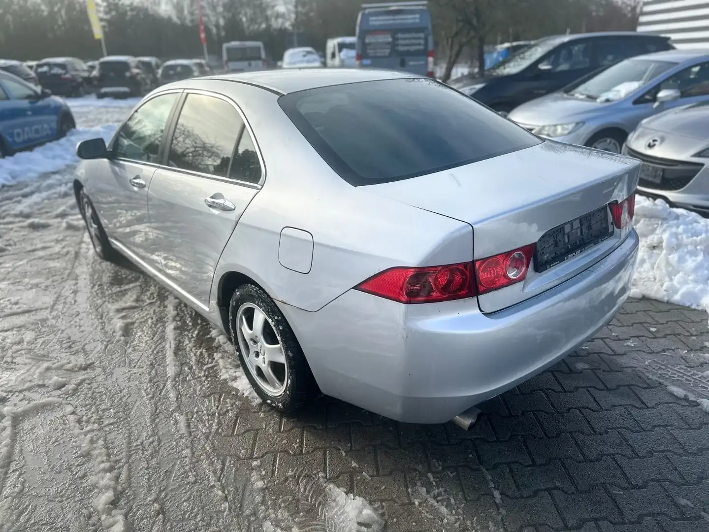 Honda Accord Lim. 2.4 Executive Silber - 2