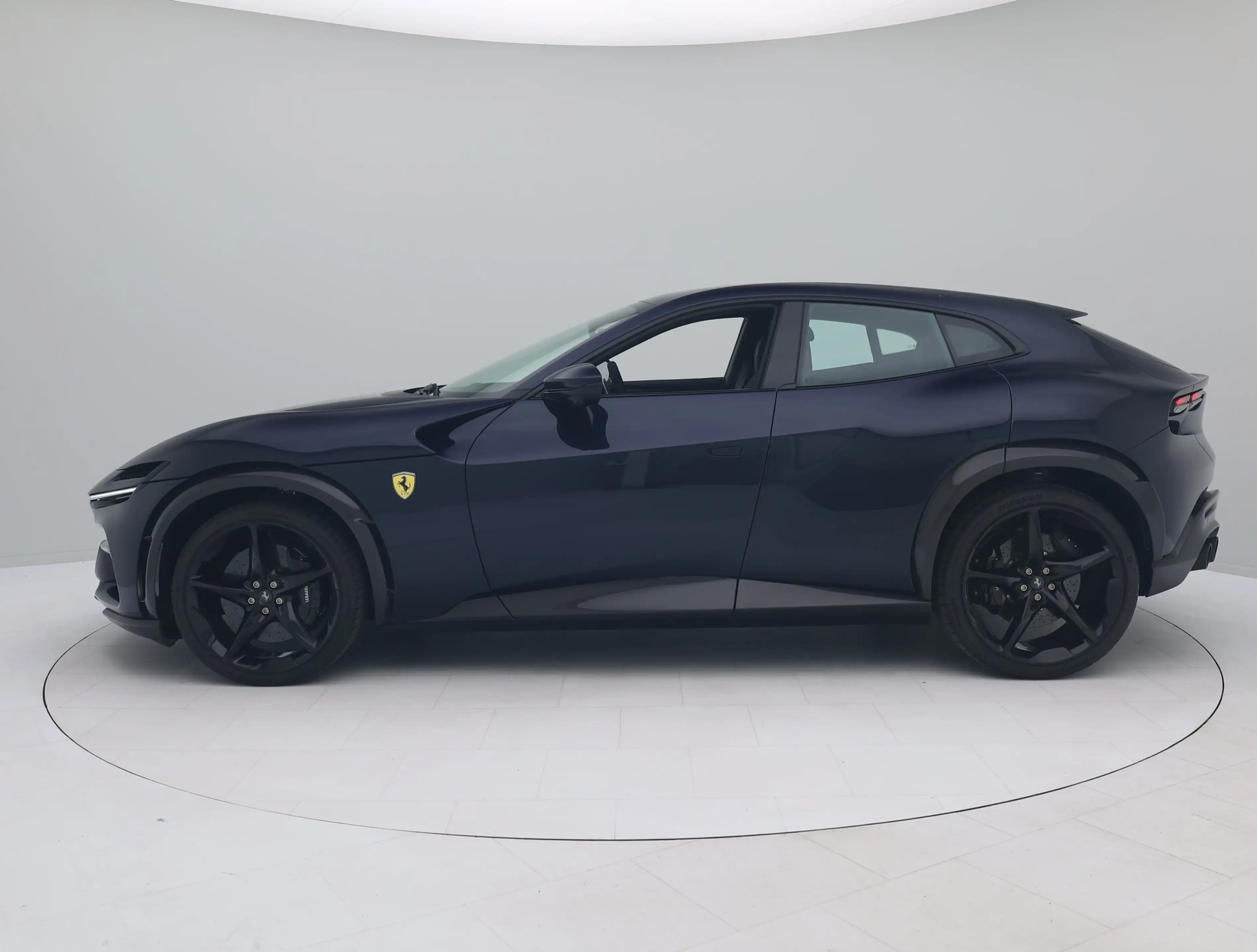 Ferrari Purosangue - FERRARI HAMBURG — photo 8