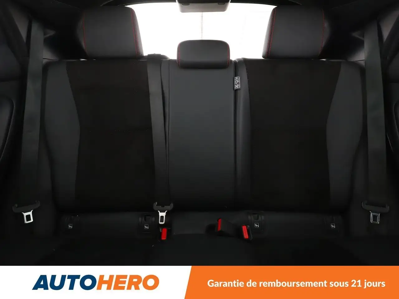 Toyota Yaris Yaris — photo 16