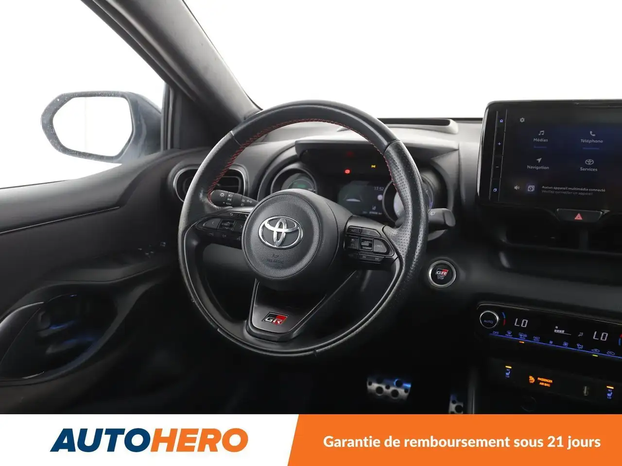 Toyota Yaris Yaris — photo 14