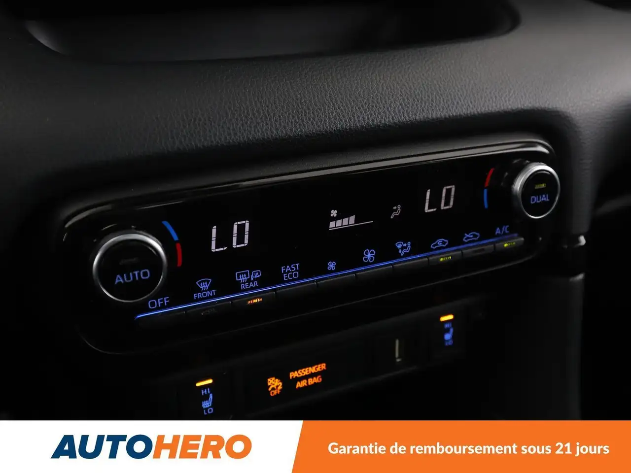 Toyota Yaris Yaris — photo 29