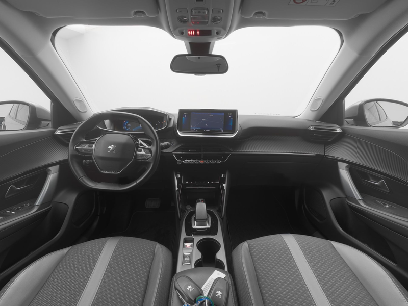 Peugeot e-2008 EV Allure 50 kWh | CAMERA | CARPLAY | STOELVERWARM — photo 3