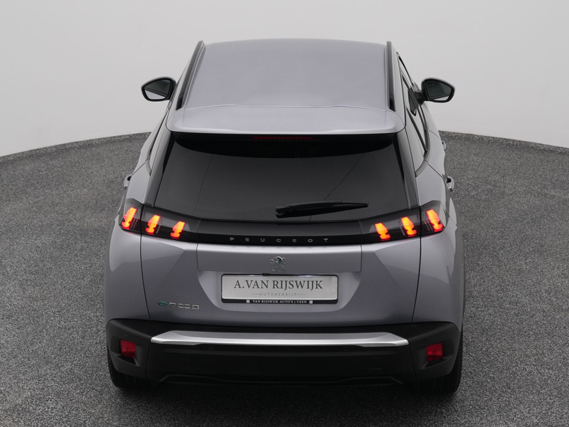 Peugeot e-2008 EV Allure 50 kWh | CAMERA | CARPLAY | STOELVERWARM — photo 29