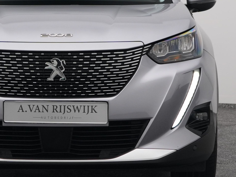 Peugeot e-2008 EV Allure 50 kWh | CAMERA | CARPLAY | STOELVERWARM — photo 20