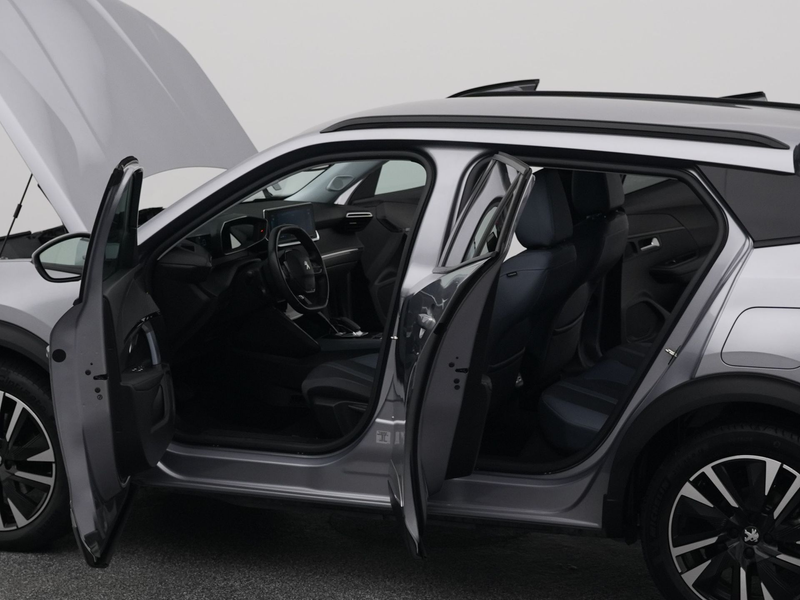 Peugeot e-2008 EV Allure 50 kWh | CAMERA | CARPLAY | STOELVERWARM — photo 34
