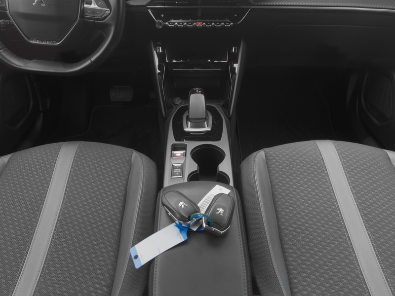 Peugeot e-2008 EV Allure 50 kWh | CAMERA | CARPLAY | STOELVERWARM — photo 13