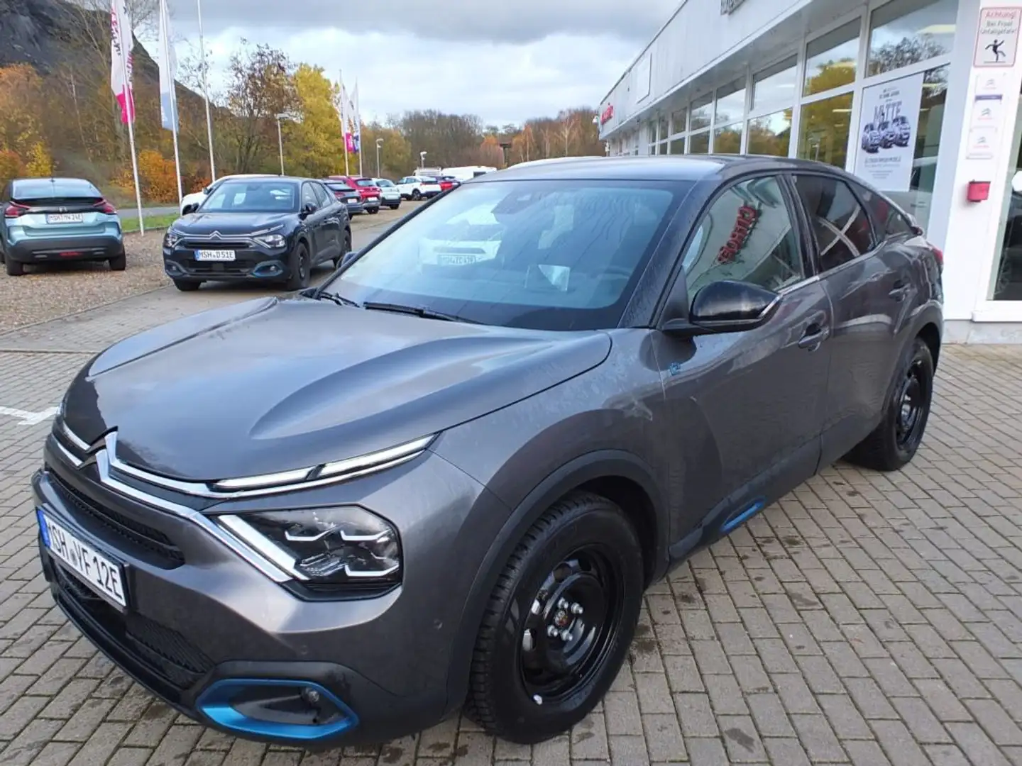 Citroen C4 e-C4 136 SHINE Grau - 1