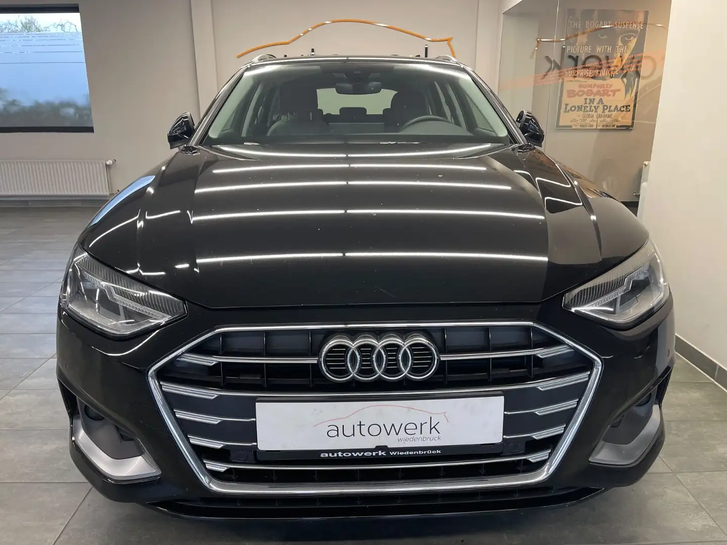 Audi A4 Avant 35 2.0 TDI advanced*1HD/Stronic/AHK/TOP Schwarz - 2