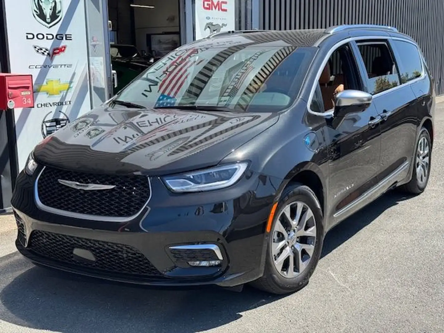 Chrysler Pacifica PINNACLE V6 3,6L HYBRIDE Noir - 1