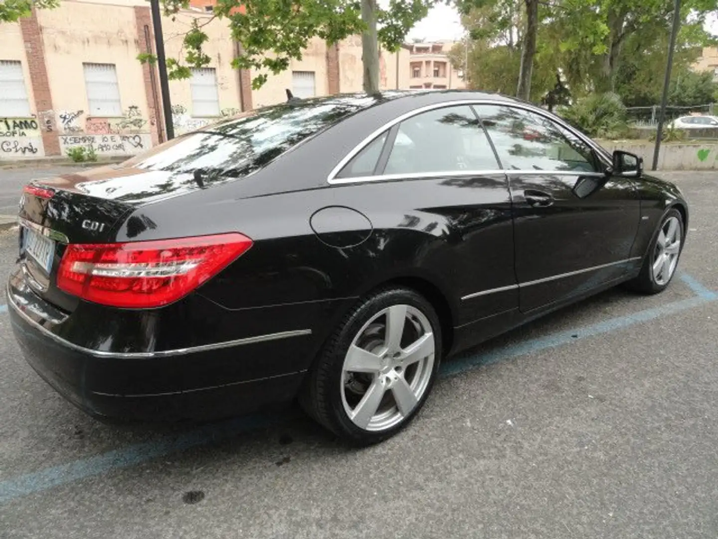 Mercedes-Benz E 250 E Coupe 250 cdi be Avantgarde Nero - 2