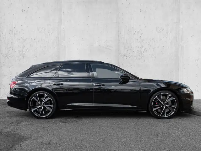Audi S6 view 5