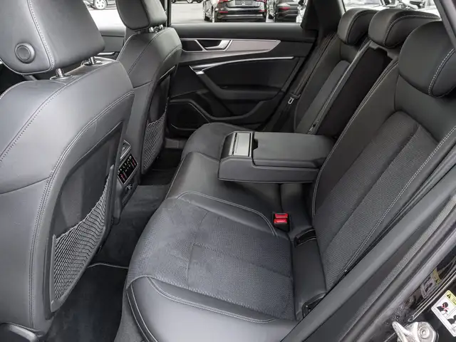 Audi S6 view 17
