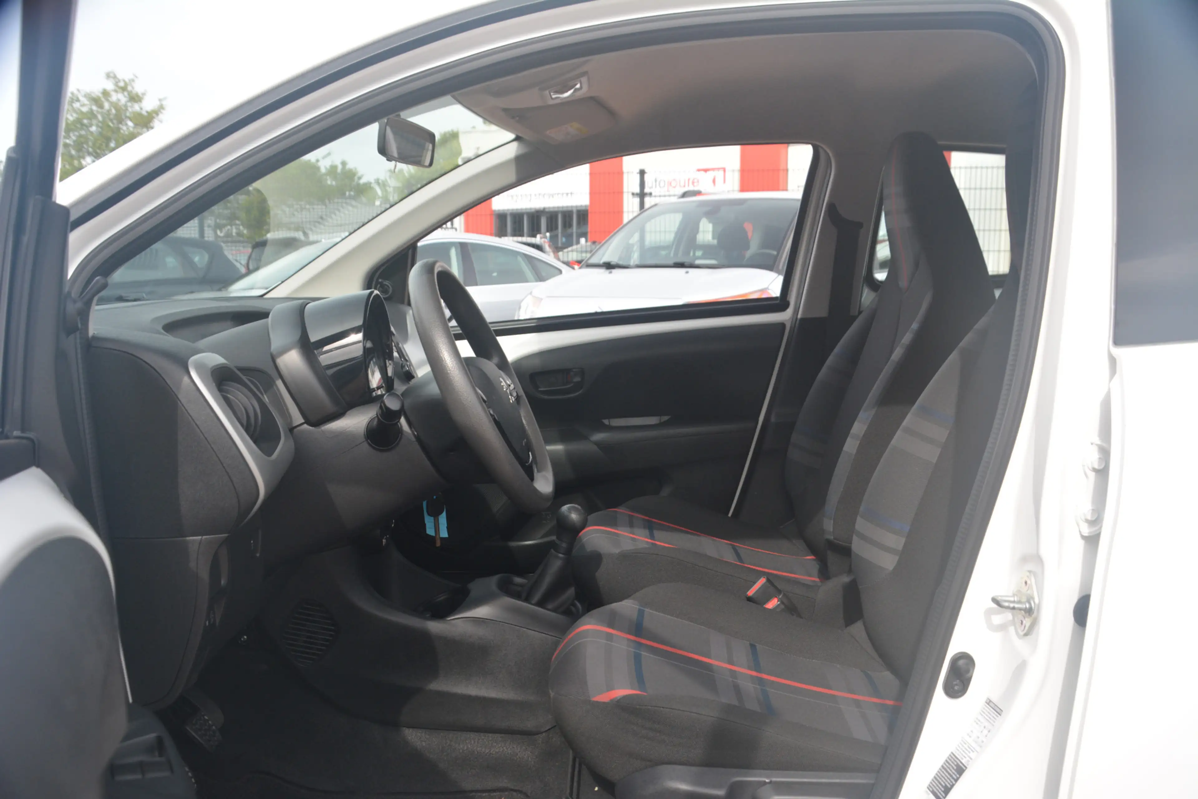 Peugeot 108 1.0 e-VTi Active | Airco | Elek.ramen | 5drs. | NL — photo 5