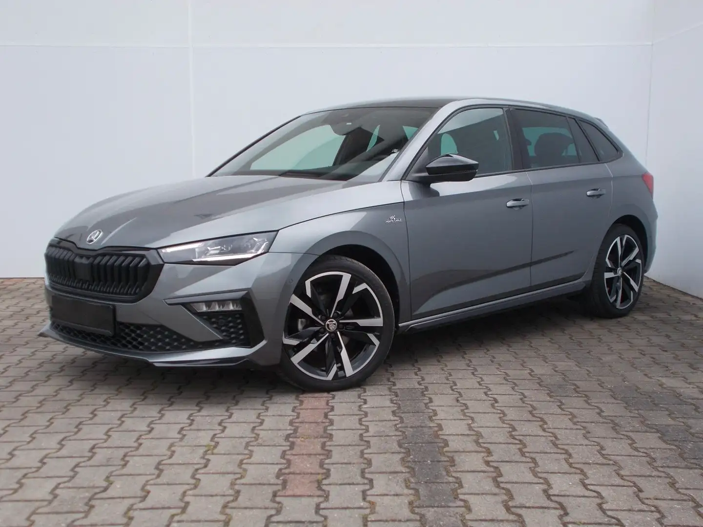 Skoda Scala 1.0 TSI DSG  Monte Carlo mit vielen Extras Grau - 2