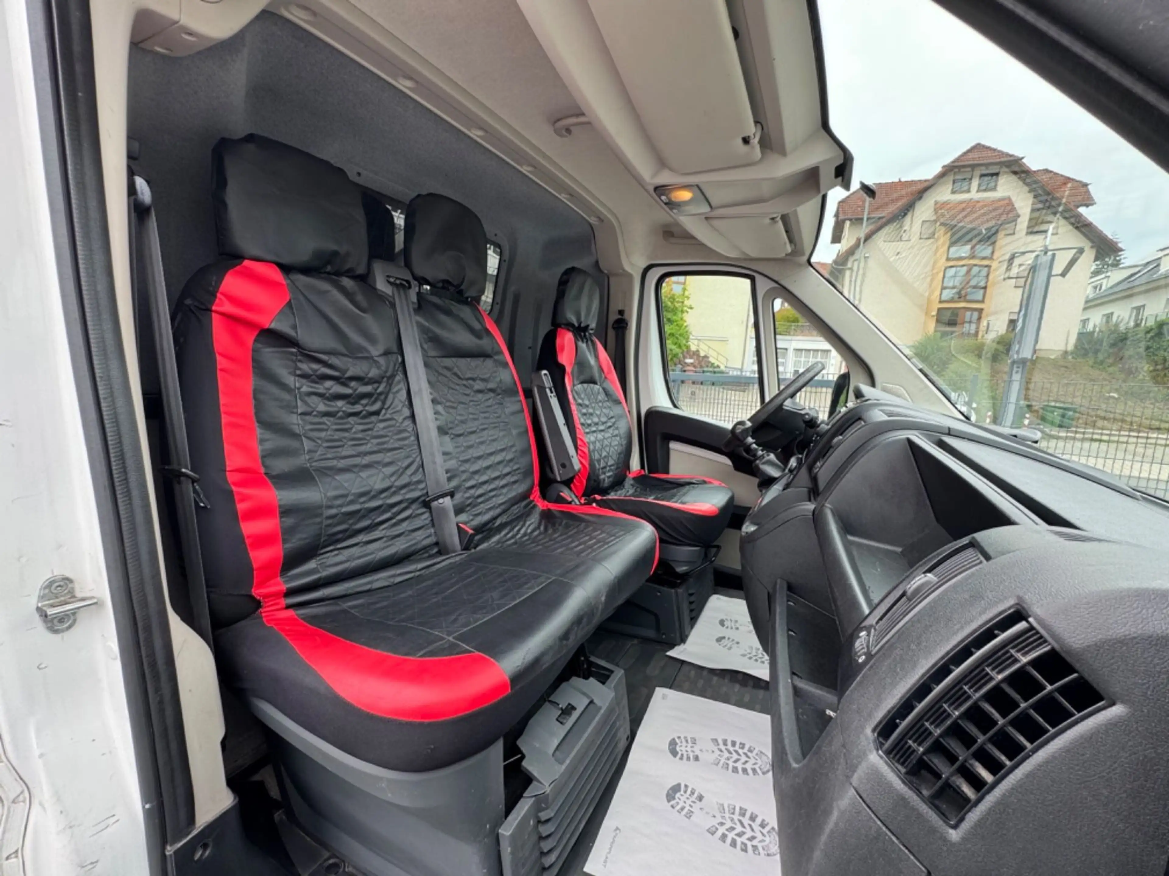 Peugeot Boxer BOXER KLIMA KAMERA AHK TEMPOMAT STANDHEIZUNG LED — photo 11